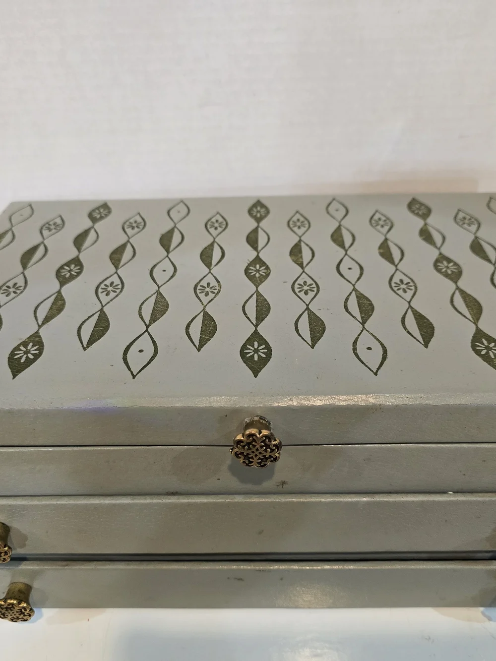 Decorative Olive Green Wooden Jewelry Box with Brass Knobs